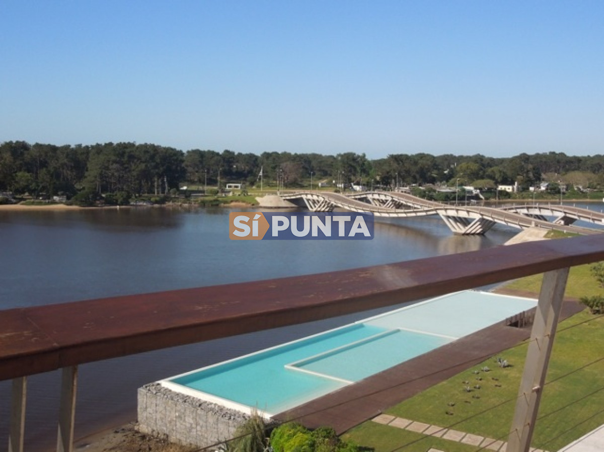 Pent House en La Barra 3 dormitorios con terraza - SPT5219A
