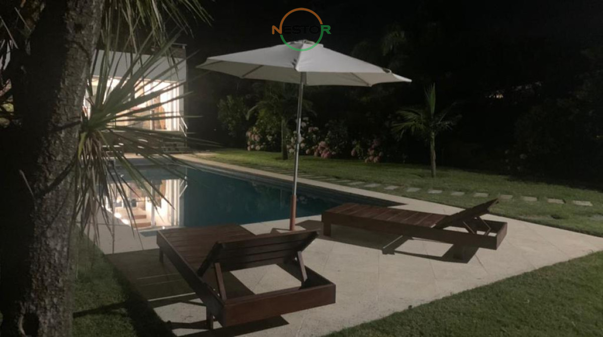Casa ID.5159 - Casa en Mansa 4 dormitorios con piscina y barbacoa