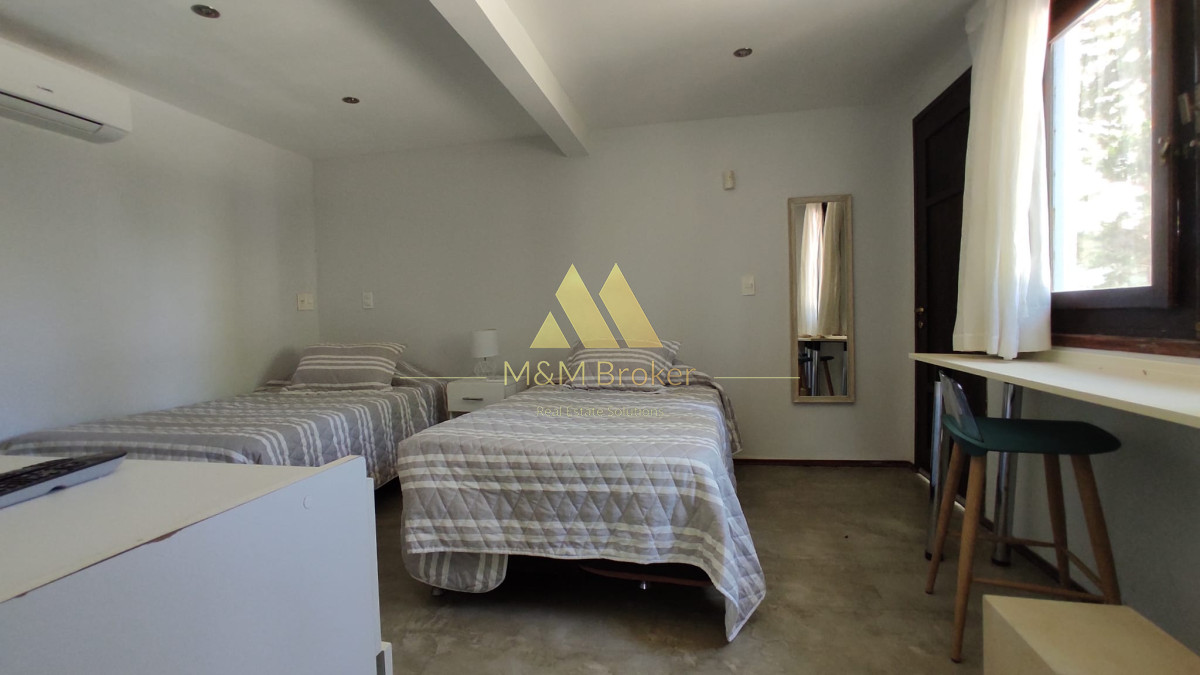 Casa ID.180 - Casa Rincón del Indio 5 dormitorios piscina garage