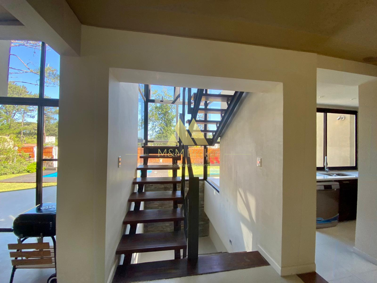 Casa ID.179 - Casa en Rincón del Indio 5 dormitorios con piscina