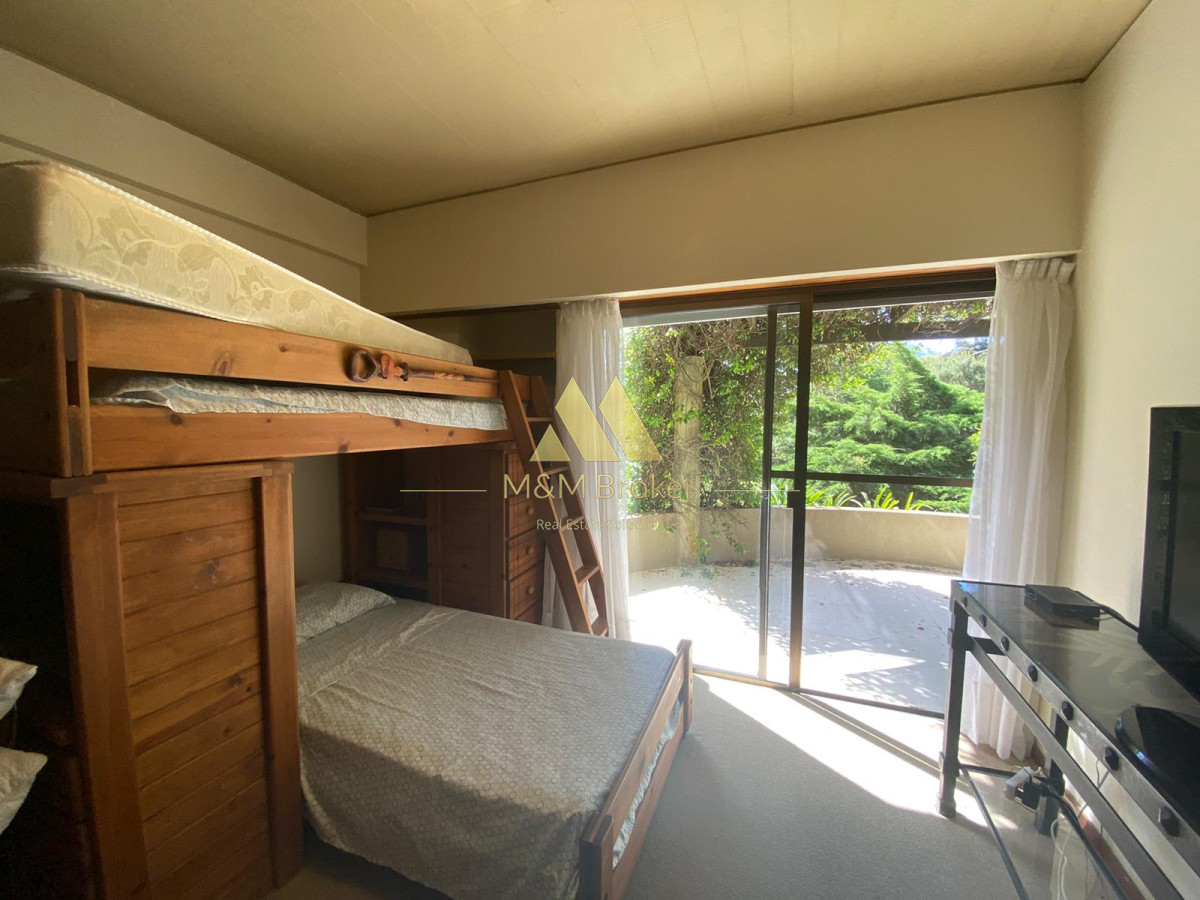 Casa ID.179 - Casa en Rincón del Indio 5 dormitorios con piscina