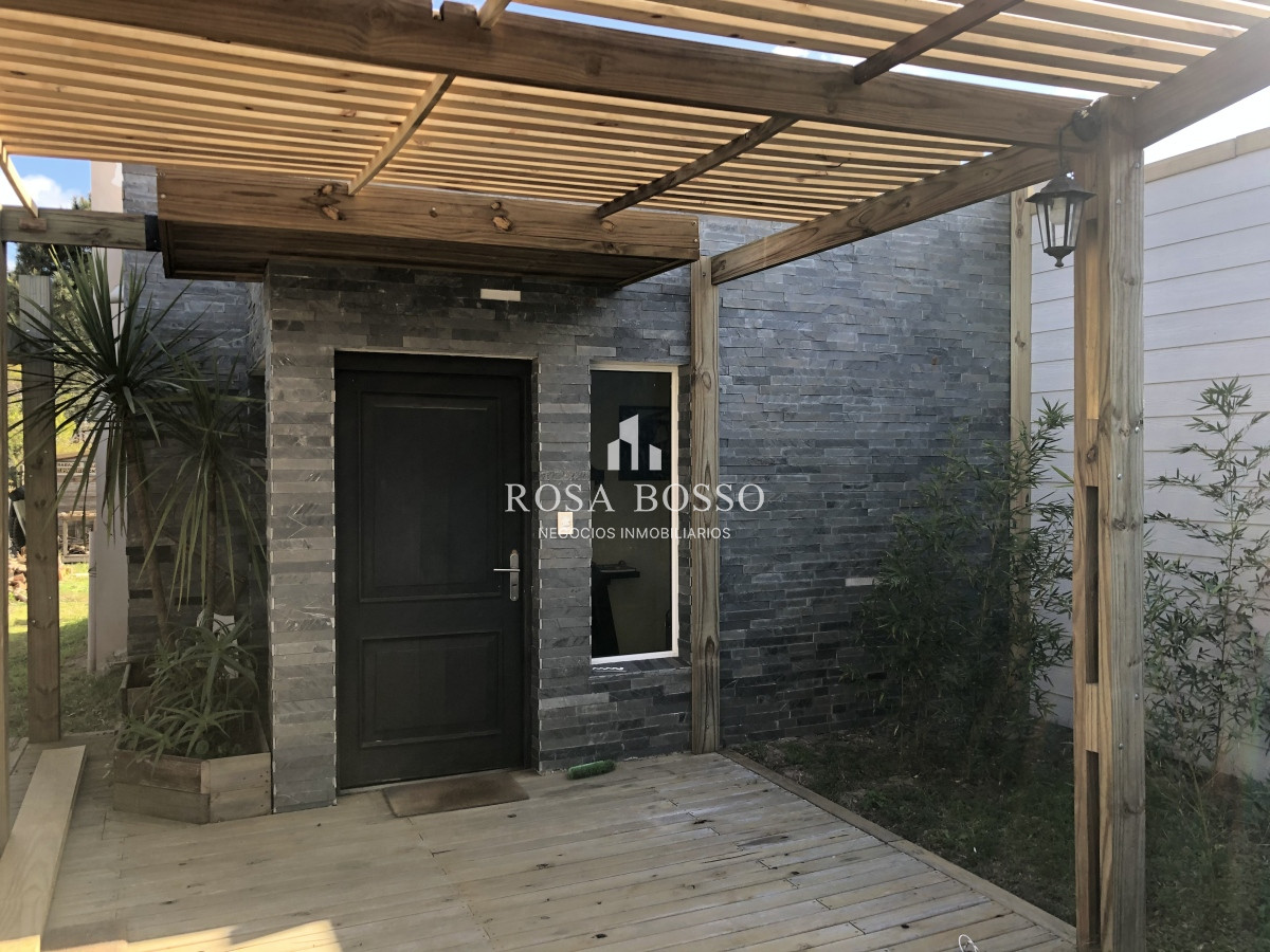 Apartamento ID.9203 - Casa en barrio privado en Jardines de Córdoba 4 dormitorios con parrillero