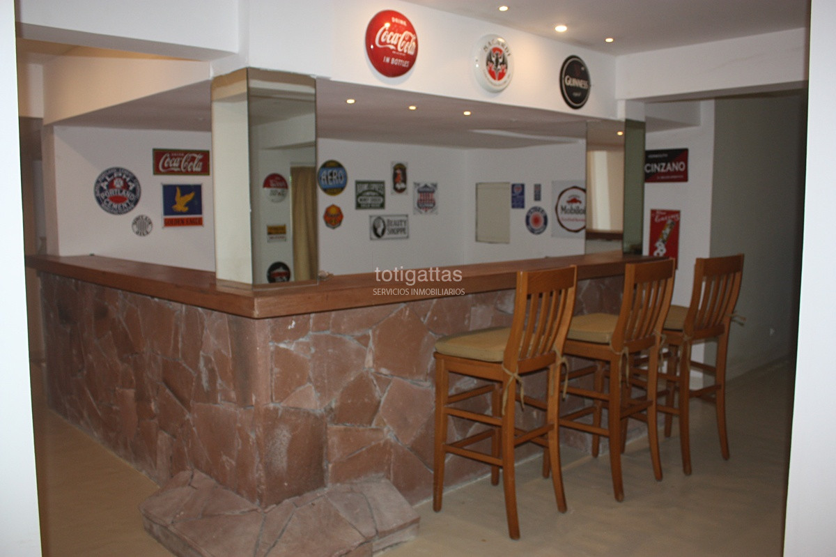 Casa ID.1425 - Casa en Rincón del Indio 5 dormitorios con piscina