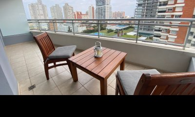 Apartamento en venta de 2 dormitorios en The Forest Tower, Punta del Este.