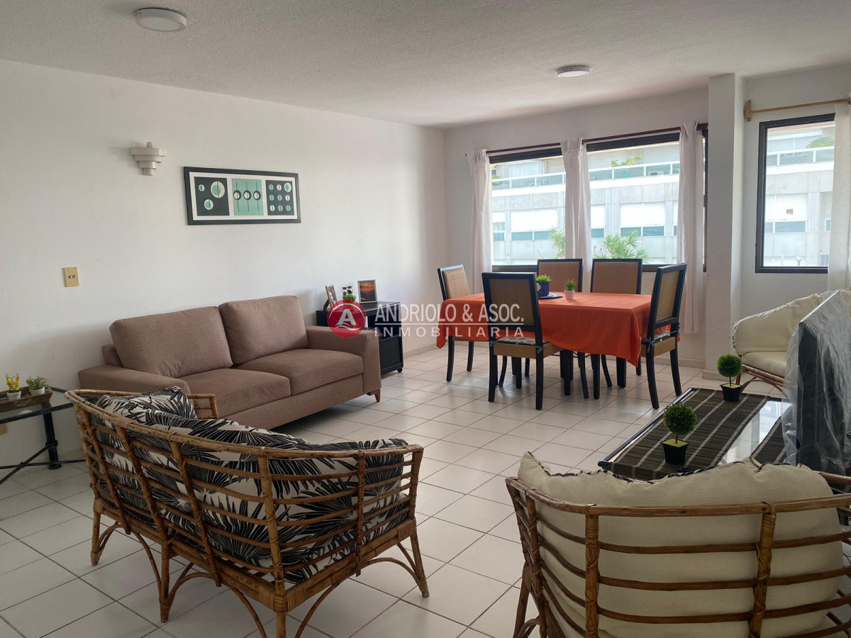 Apartamento ID.6567 - Apartamento en Península 3 dormitorios con garage