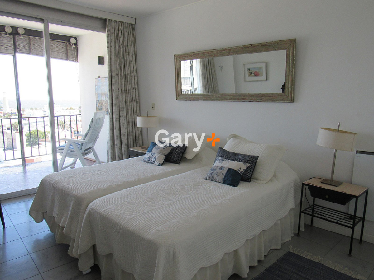 Apartamento ID.24811 - Apartamento en Península 2 dormitorios con terraza y garage