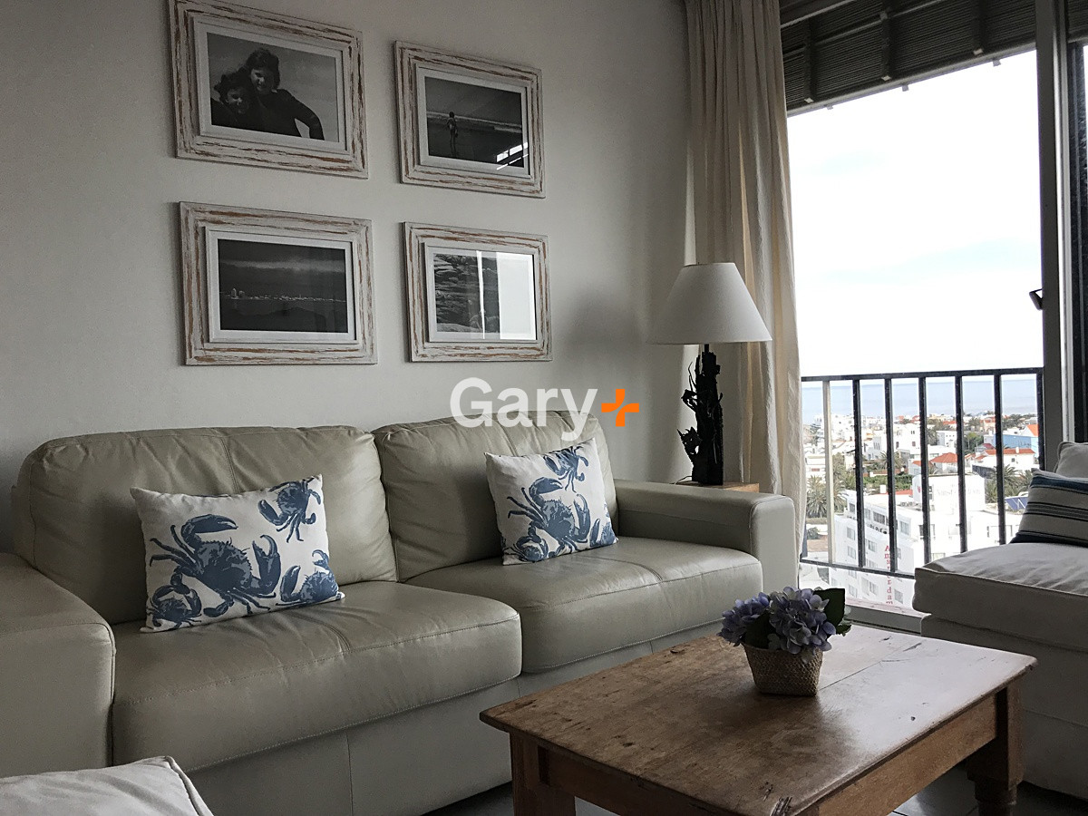 Apartamento ID.24811 - Apartamento en Península 2 dormitorios con terraza y garage