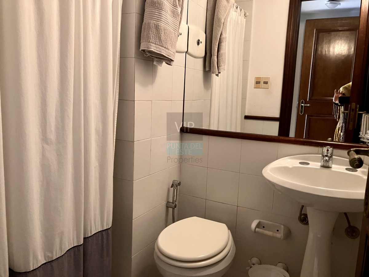 Apartamento ID.1172 - Apartamento en la Brava 3 dormitorios con terraza y cochera