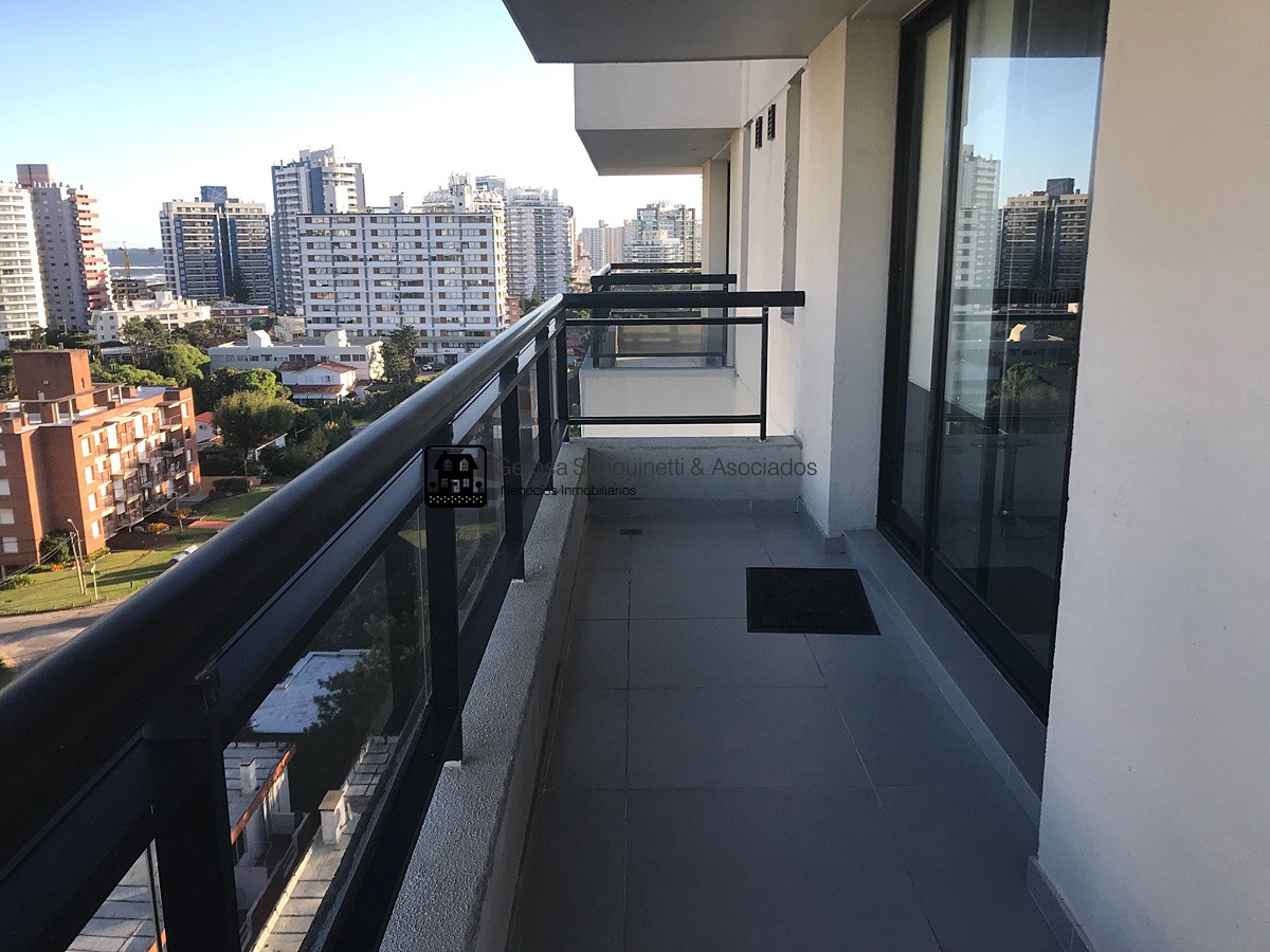 Apartamento ID.1530 - Apartamento en Brava 2 dormitorios 2 baños, garage