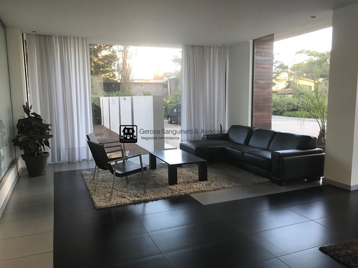 Apartamento ID.1530 - Apartamento en Brava 2 dormitorios 2 baños, garage