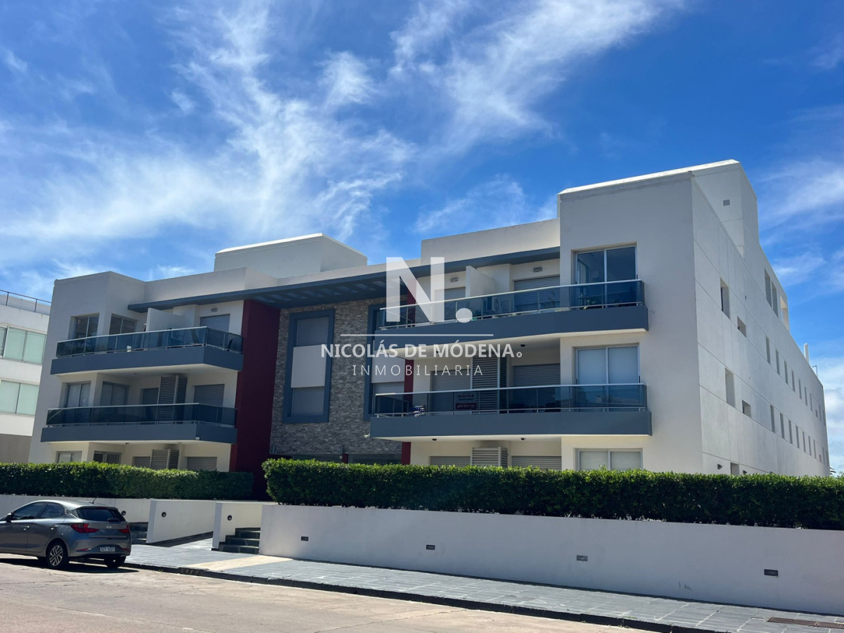 Apartamento con vista al puerto de 1 dormitorio en venta - NDM29602A