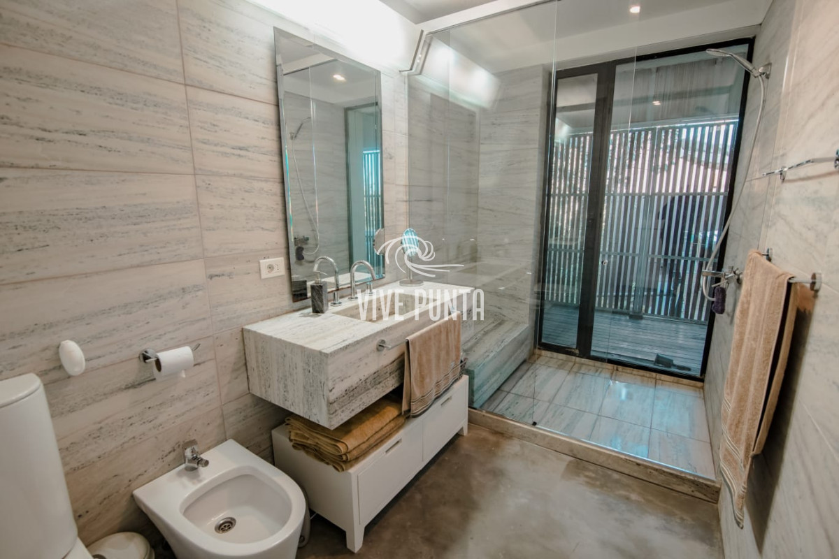 Casa ID.252 - Espectacular casa en Santa Mónica 3 dormitorios con parrilla y piscina