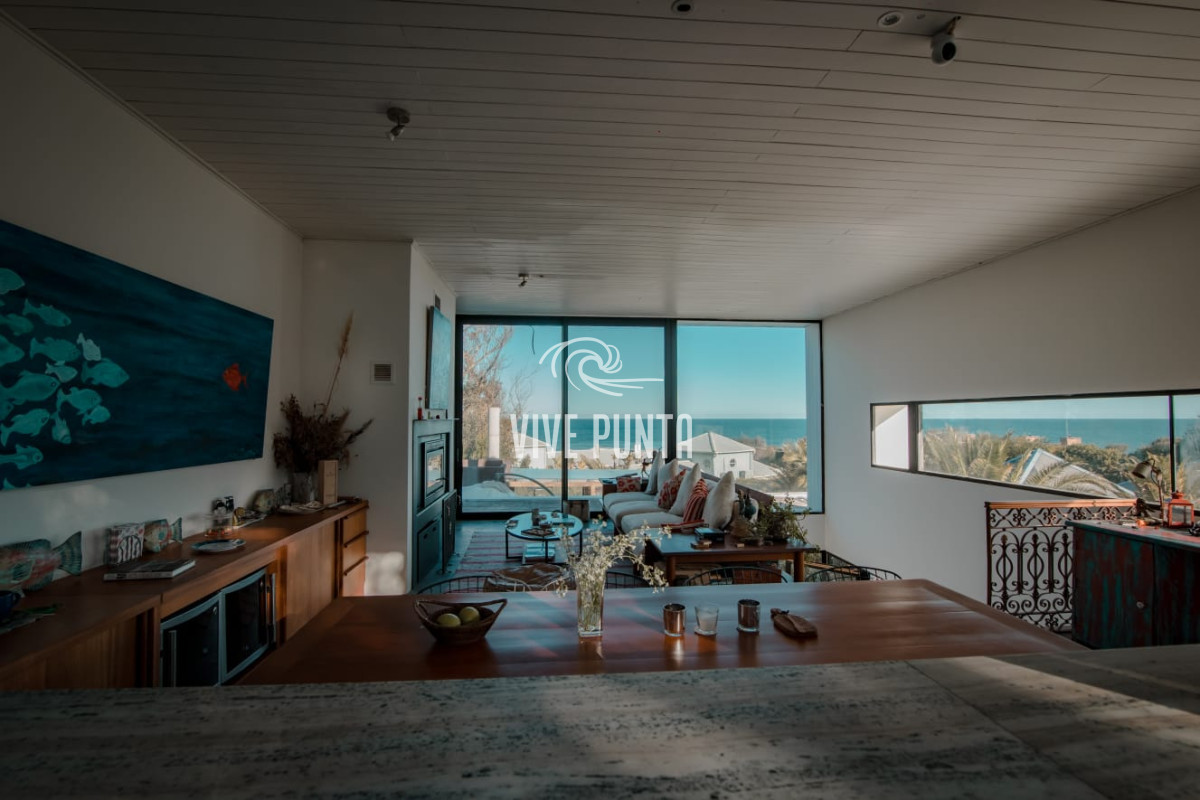 Casa ID.252 - Espectacular casa en Santa Mónica 3 dormitorios con parrilla y piscina