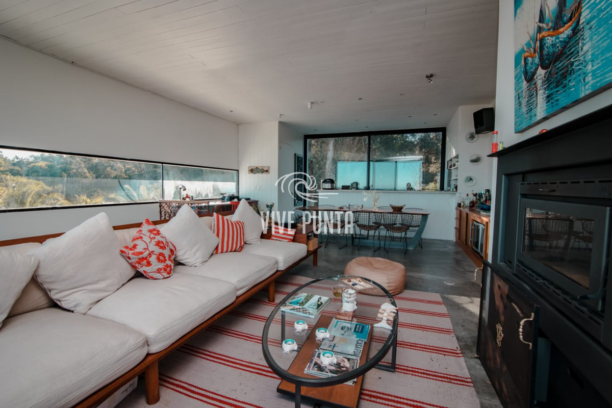 Casa ID.252 - Espectacular casa en Santa Mónica 3 dormitorios con parrilla y piscina