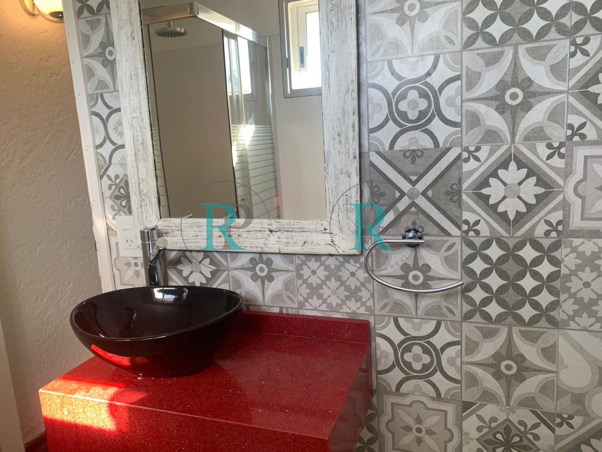 Apartamento ID.490 - Apto en playa mansa 1 dormitorio