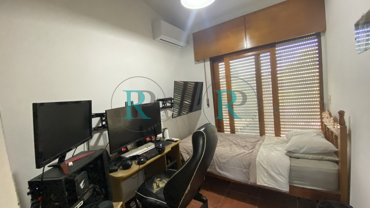 Casa ID.1565 - Quieres estar a pasos de zona comercial ?