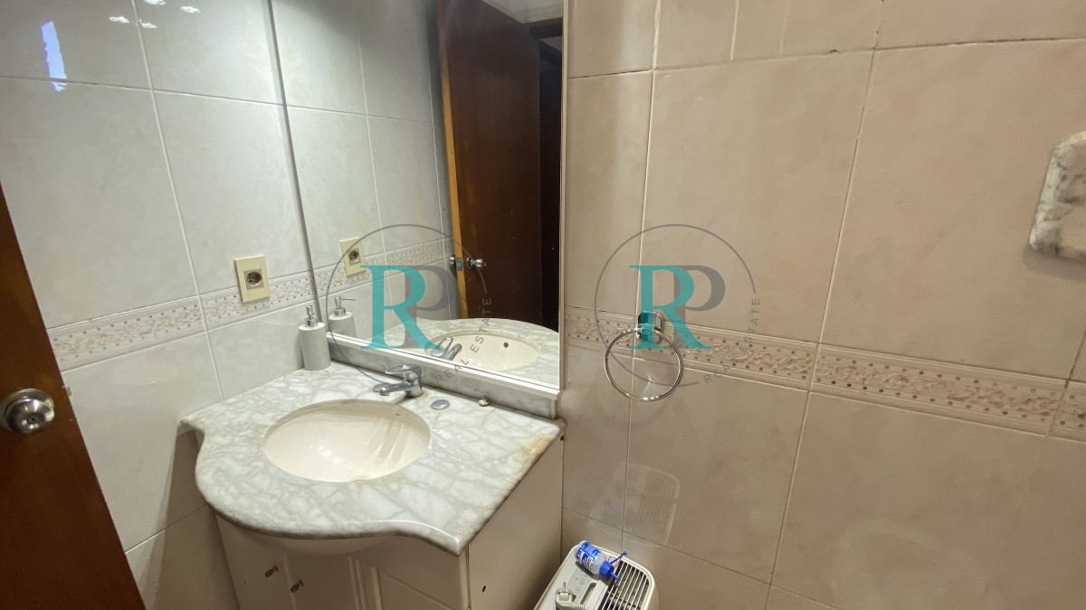 Casa ID.1565 - Quieres estar a pasos de zona comercial ?