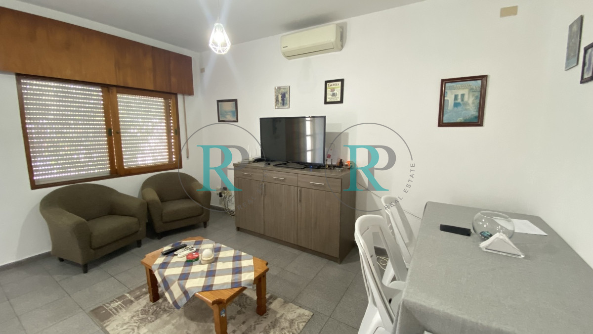 Casa ID.1565 - Quieres estar a pasos de zona comercial ?