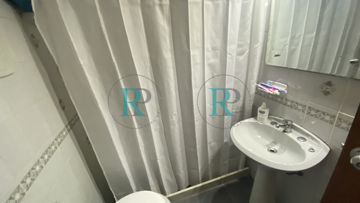 Casa ID.1565 - Quieres estar a pasos de zona comercial ?