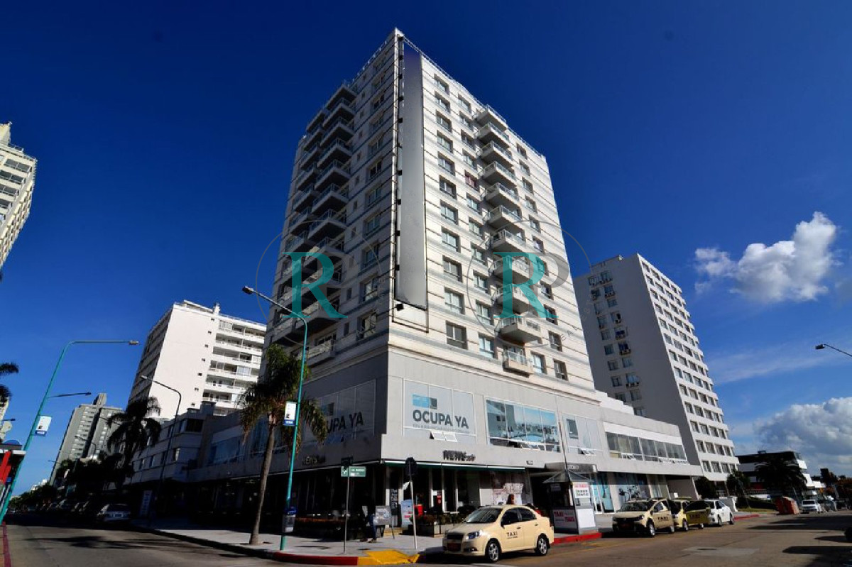 Apartamento ID.2211 - Apartamento en Península - Punta del Este