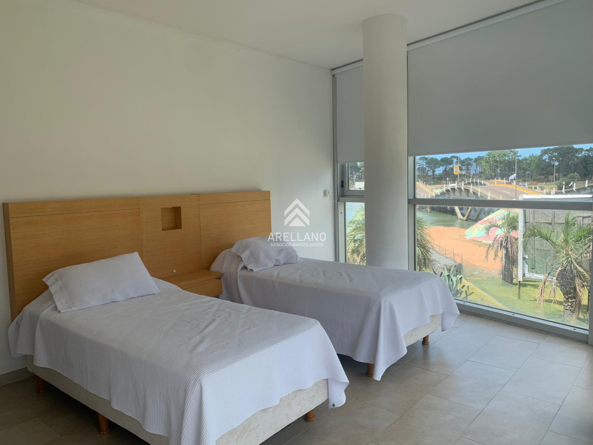 Apartamento ID.2770 - Venta apartamento 3 dormitorios La Barra 