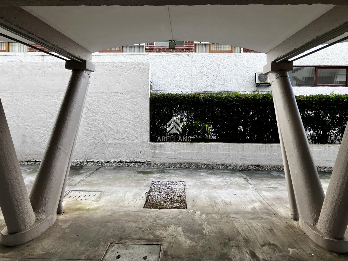 Apartamento ID.4868 - Apartamento en venta en Península con balcón.