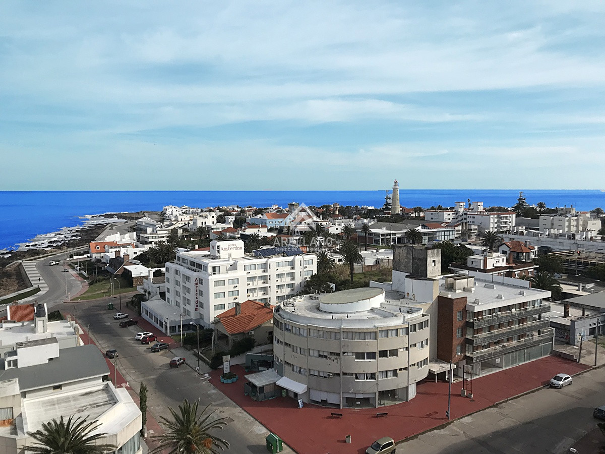 Apartamento ID.502 - VENTA Apartamento en Península 2 dormitorios con terraza y garage