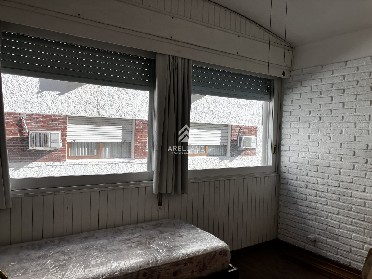 Apartamento ID.4868 - Apartamento en venta en Península con balcón.