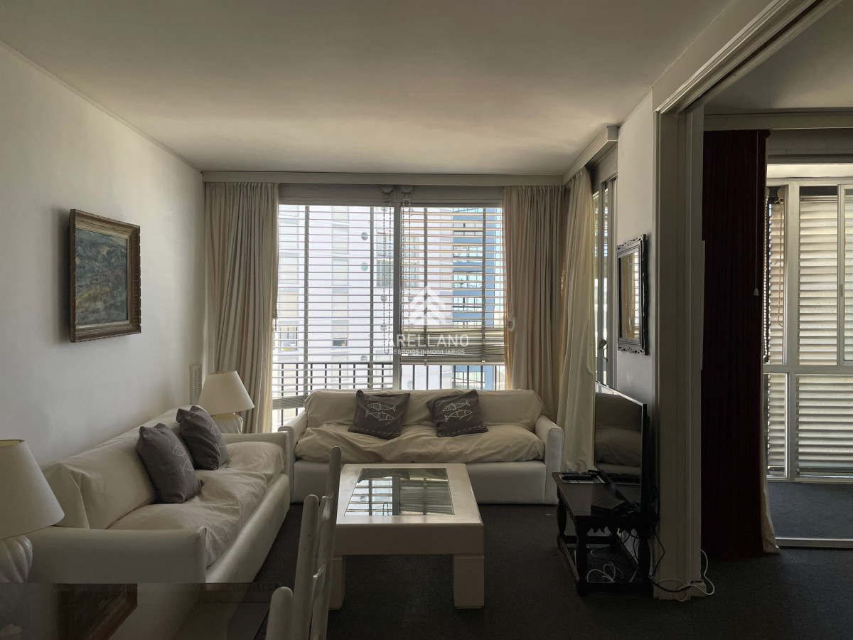 Apartamento ID.5726 - Venta Apartamento 2 dormitorios 