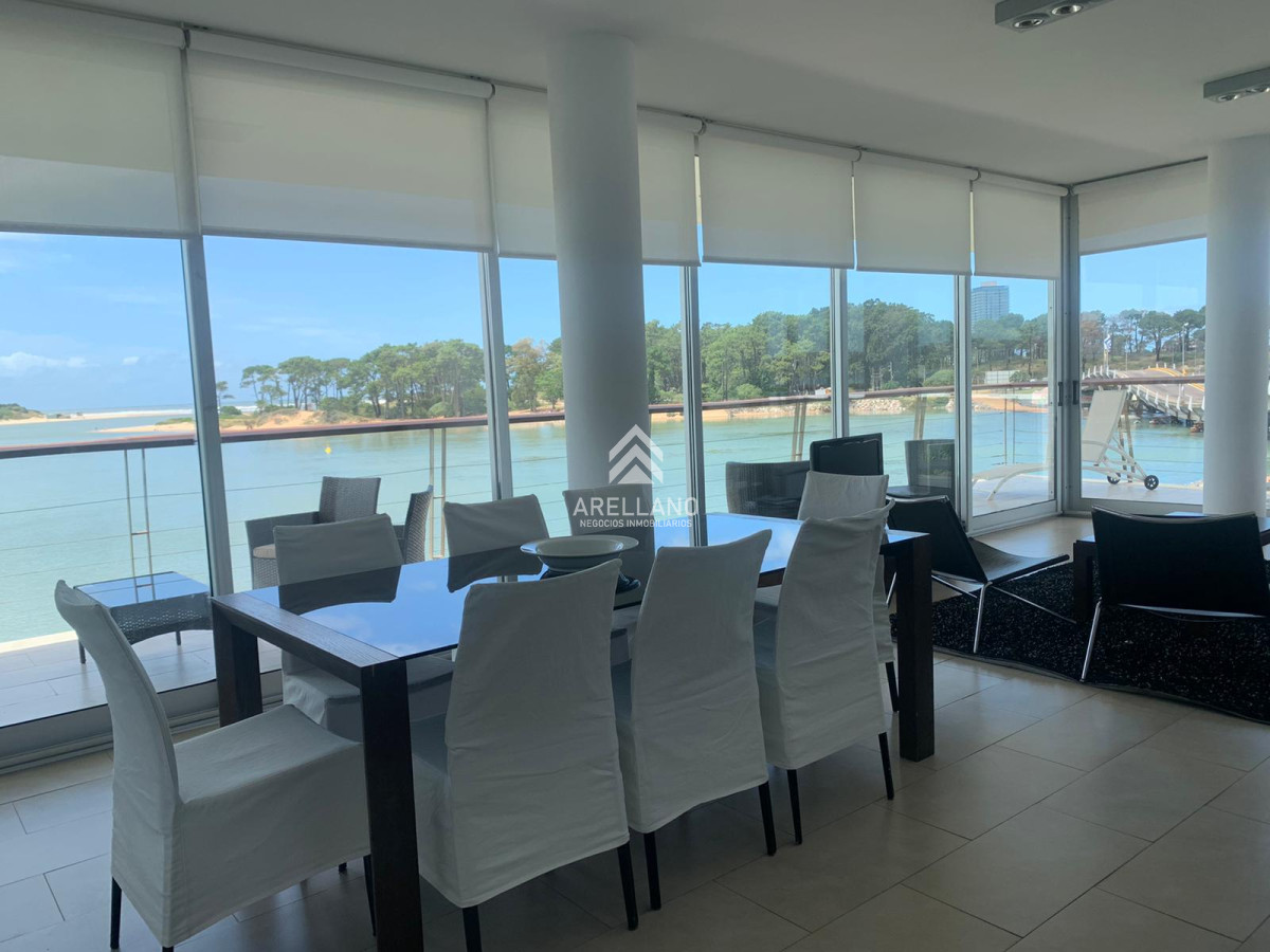 Apartamento ID.2770 - Venta apartamento 3 dormitorios La Barra 