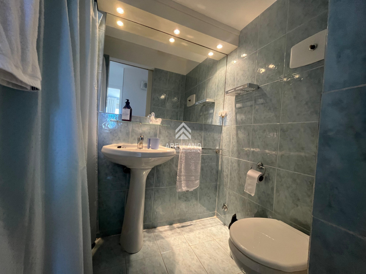 Apartamento ID.1537 - Venta Apartamento 2 dormitorios con garage en Península 