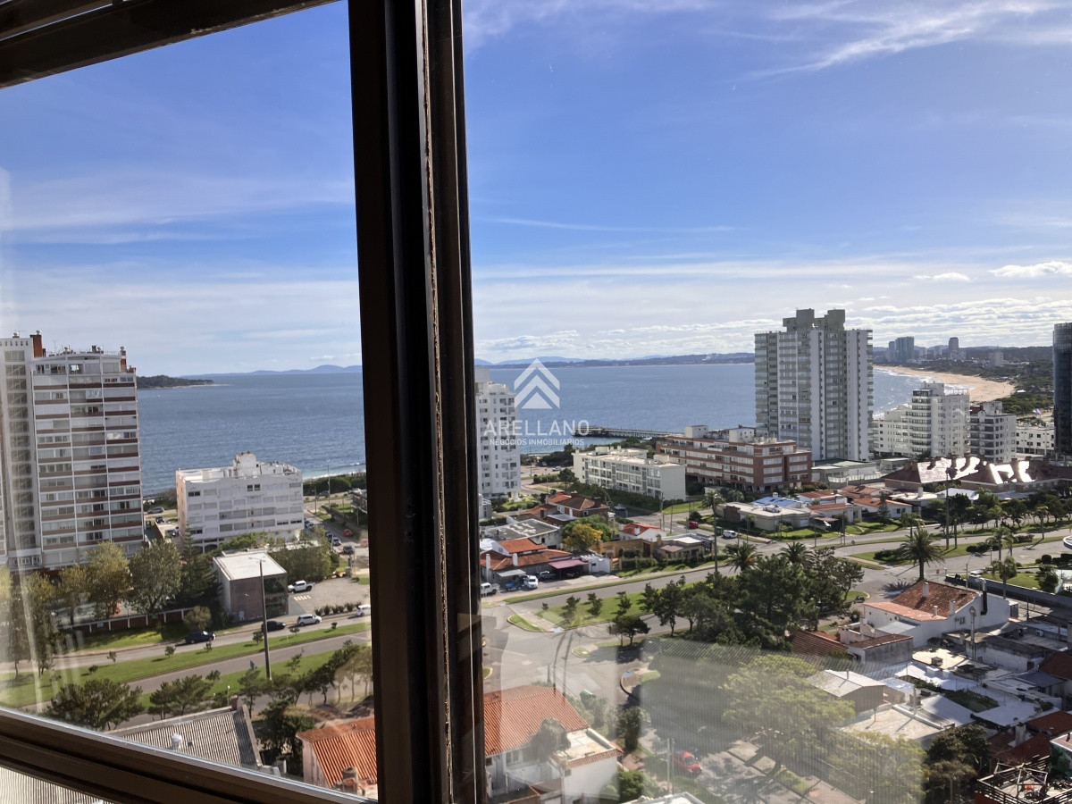 Apartamento ID.4162 - 3 dormitorios en Playa Brava 