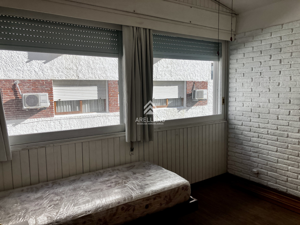 Apartamento ID.4868 - Apartamento en venta en Península con balcón.