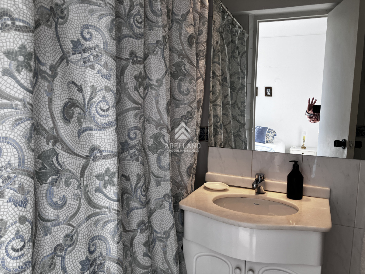 Apartamento ID.1537 - Venta Apartamento 2 dormitorios con garage en Península 