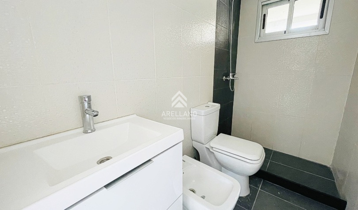 Apartamento ID.5745 - Venta Apartamento 2 dormitorios en Maldonado 