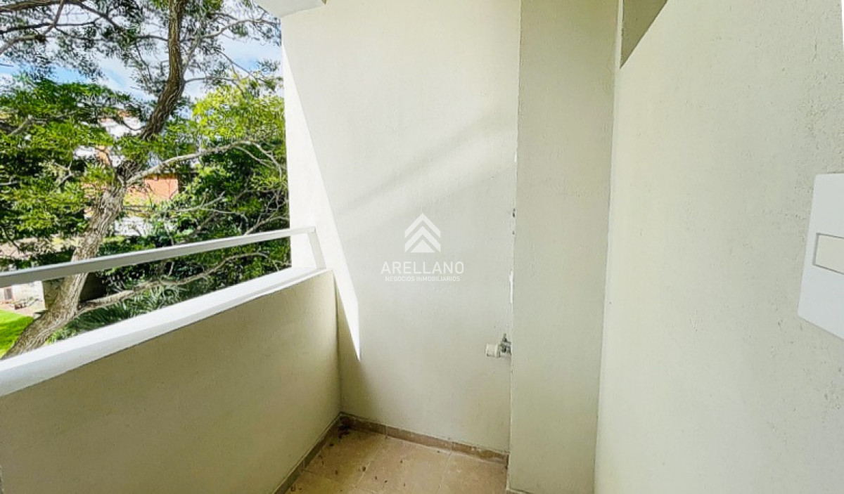 Apartamento ID.5745 - Venta Apartamento 2 dormitorios en Maldonado 