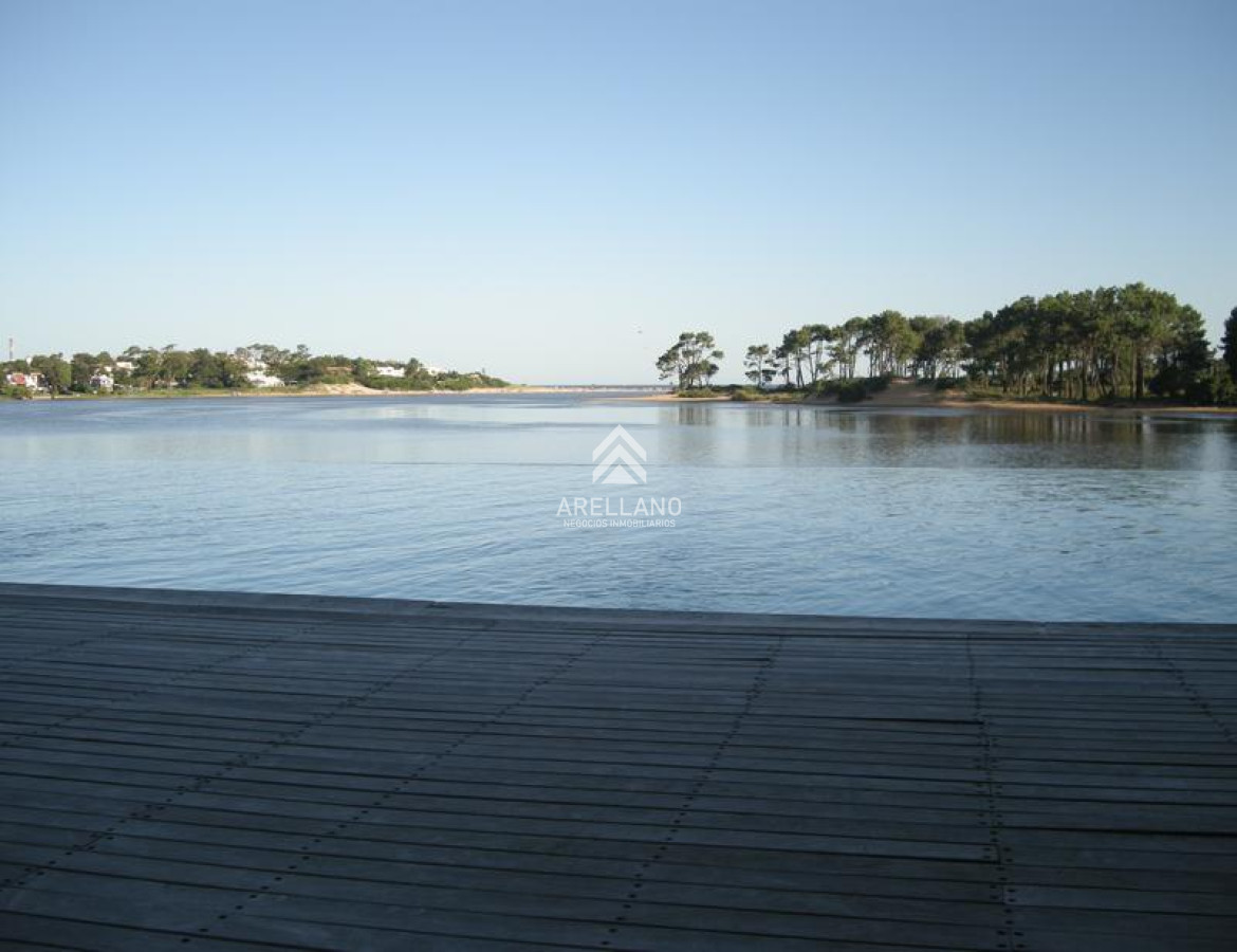 Apartamento ID.2770 - Venta apartamento 3 dormitorios La Barra 