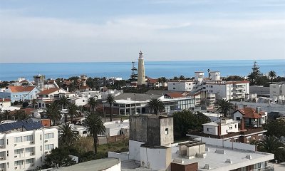 VENTA Apartamento en Península 2 dormitorios con terraza y garage
