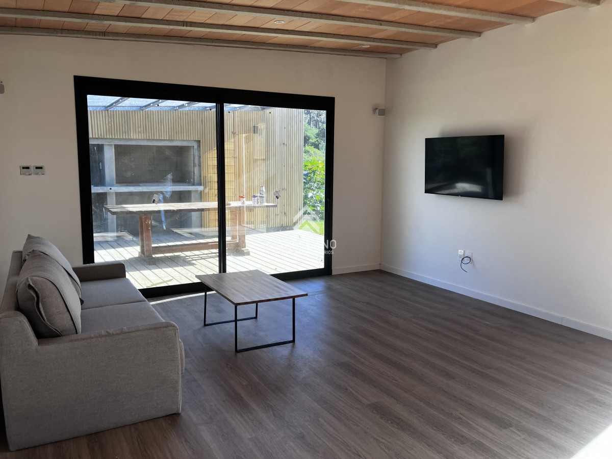 Casa ID.4206 - CASA EN VENTA EN CLUB DEL LAGO.