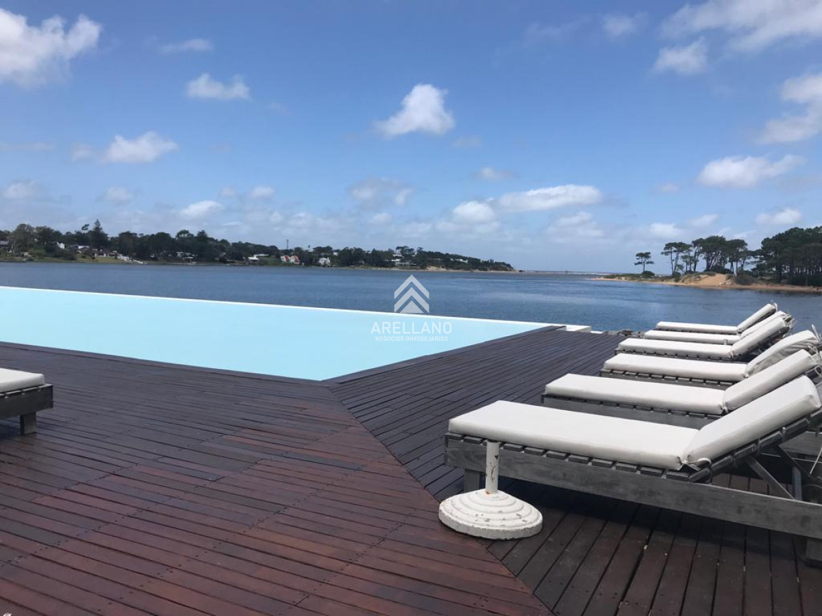 Apartamento ID.2770 - Venta apartamento 3 dormitorios La Barra 