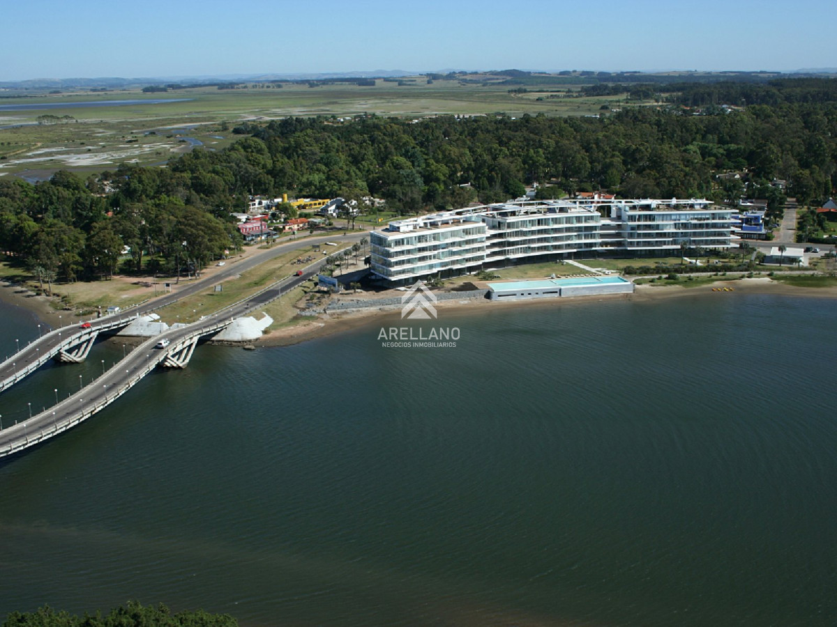 Apartamento ID.2770 - Venta apartamento 3 dormitorios La Barra 