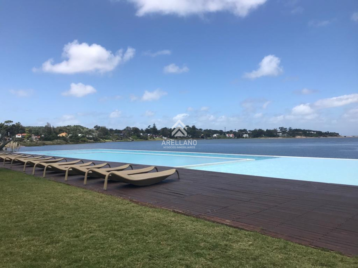 Apartamento ID.2770 - Venta apartamento 3 dormitorios La Barra 