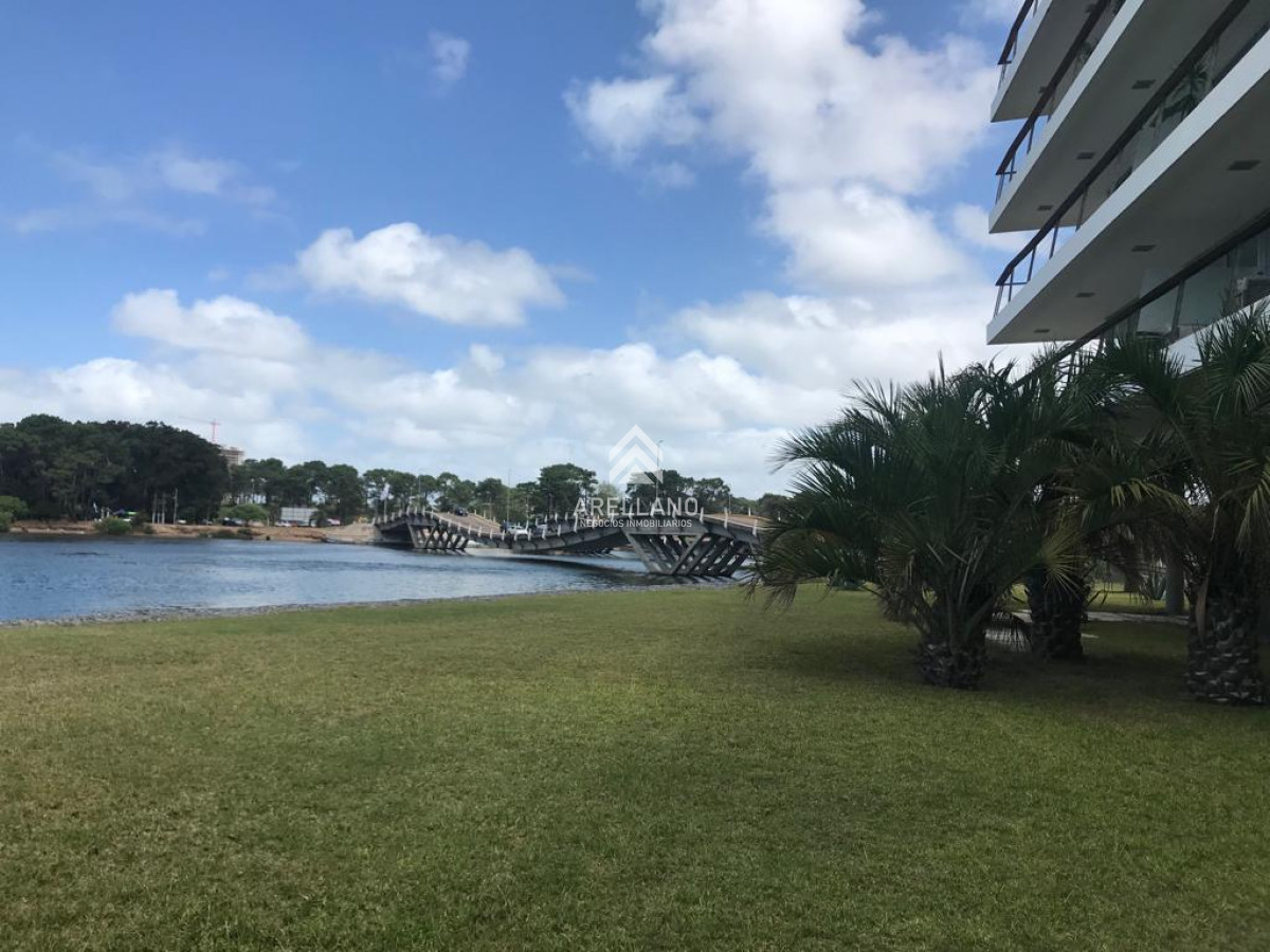 Apartamento ID.2770 - Venta apartamento 3 dormitorios La Barra 