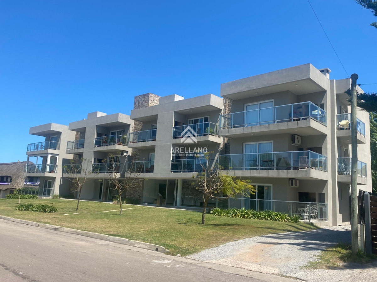 Apartamento ID.5706 - Apartamento en construcción en la Mansa 1 dormitorio con parrillero