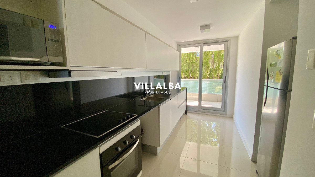 Apartamento ID.3283 - Apartamento Moderno en Primera Línea al Mar