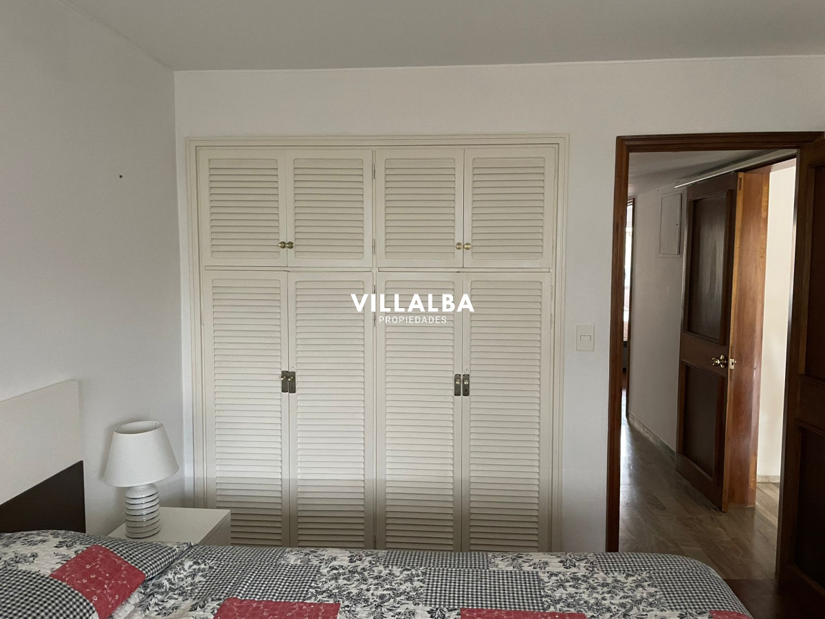 Apartamento ID.3299 - Apartamento en planta baja con gran terraza a metros del mar 