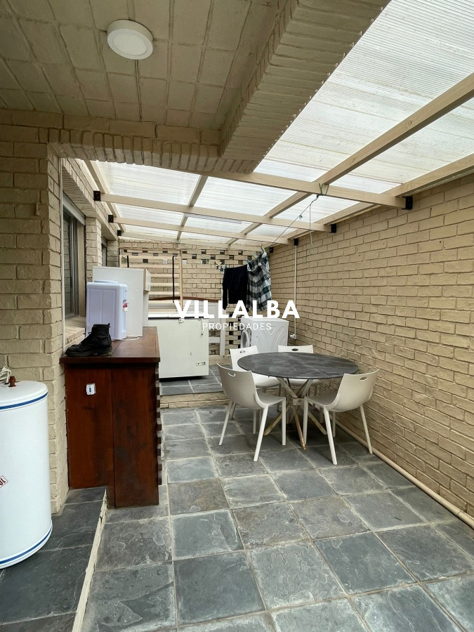 Apartamento ID.3299 - Apartamento en planta baja con gran terraza a metros del mar 