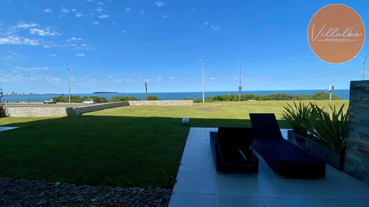 Apartamento ID.3283 - Apartamento Moderno en Primera Línea al Mar