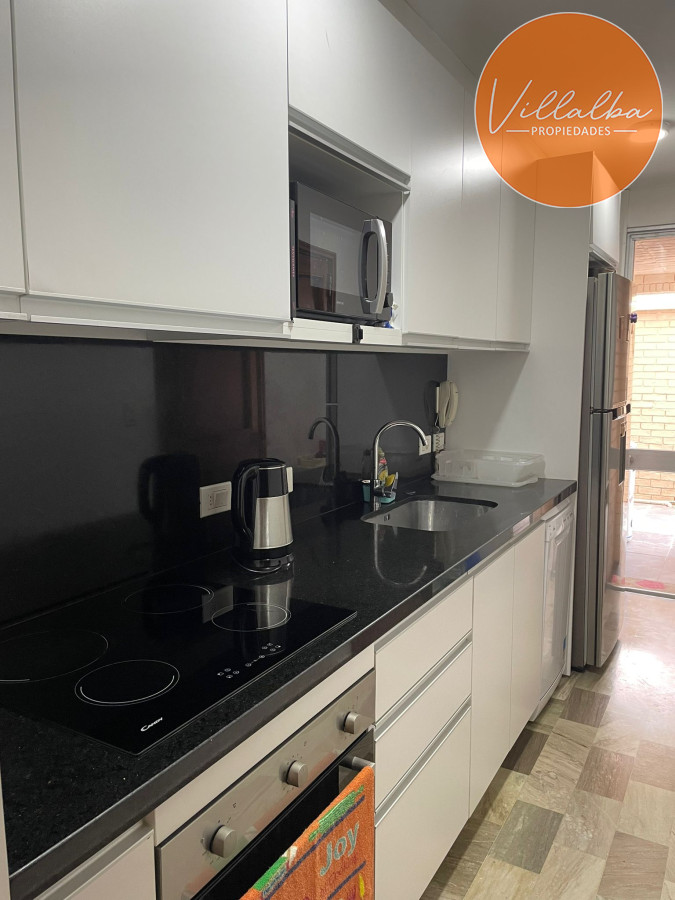 Apartamento ID.3299 - Apartamento en planta baja con gran terraza a metros del mar 