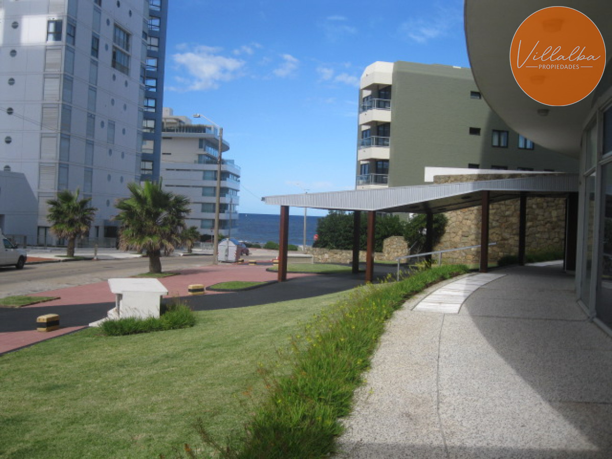 Apartamento ID.3329 - Apartamento en Península 2 dormitorios con garage
